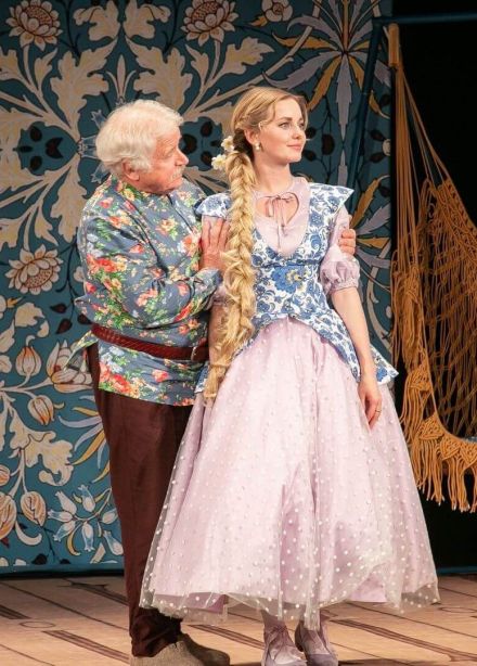 Спектакль «Не в свои сани не садись», Раменское