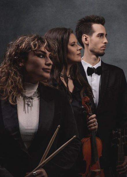 Magic Cellos Band. Шедевры Queen на виолончелях, Серпухов