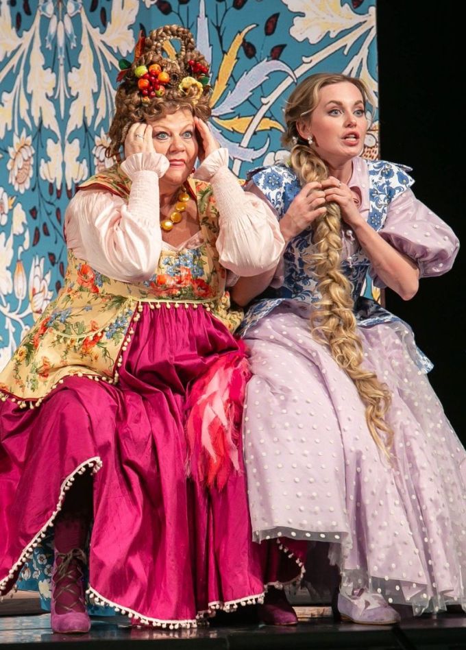 Спектакль «Не в свои сани не садись», Железнодорожный