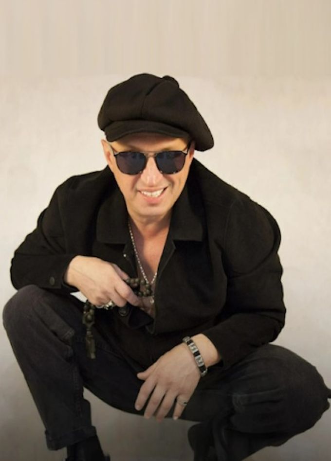 Денис Мафик и группа «БумеR», Коломна