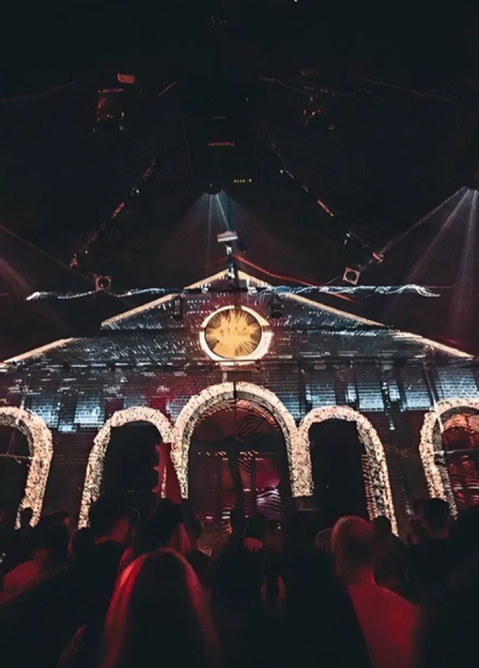 Gazgolder Club closing