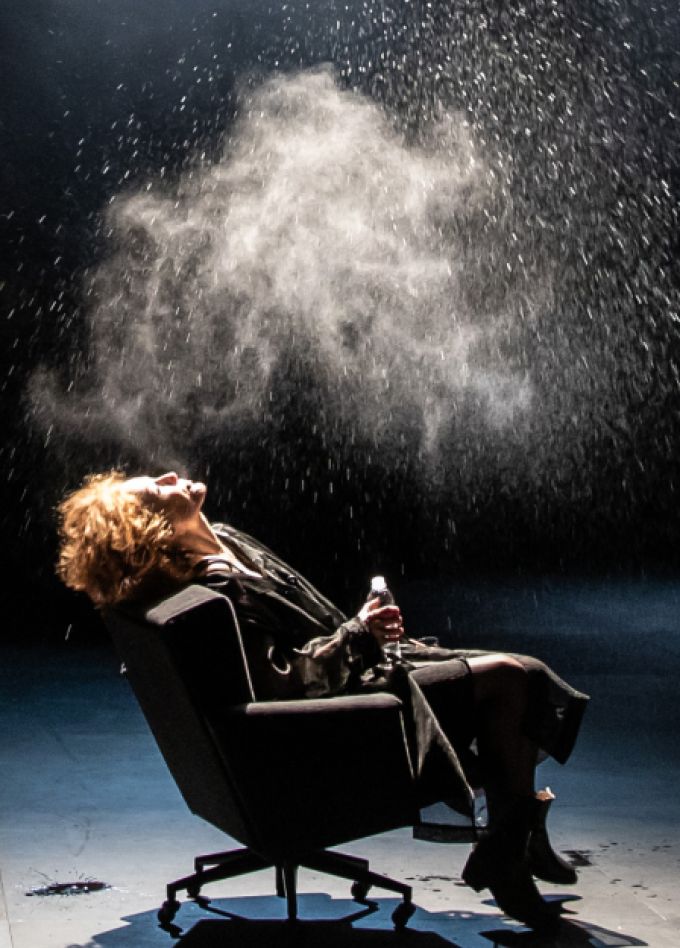 Молли Суини