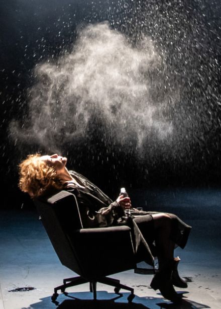 Молли Суини