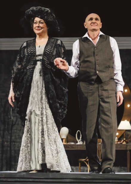 Спектакль «Актриса», Жуковский