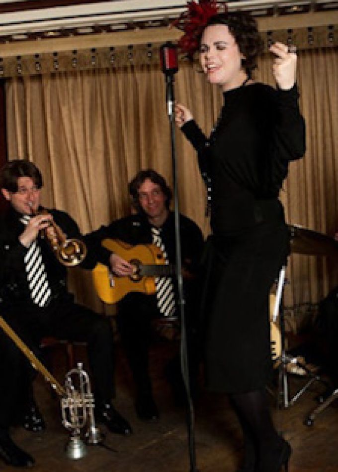 Джазовый бранч с Moscow Ragtime Band