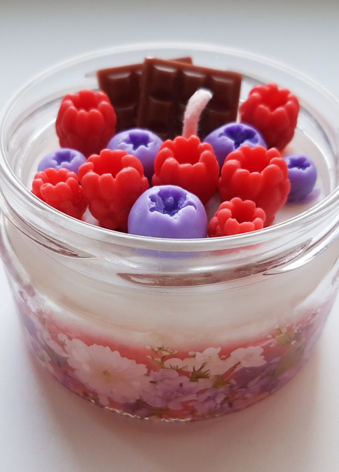 Свечи с декором