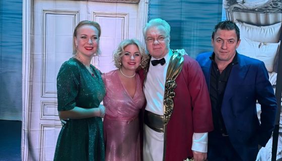 Спектакль «Отель "Медовый месяц"», Лобня