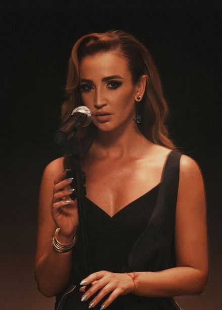 Ольга Бузова