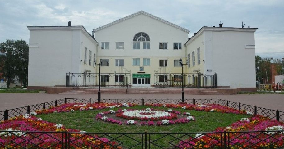 Центр культуры и досуга, Куровское